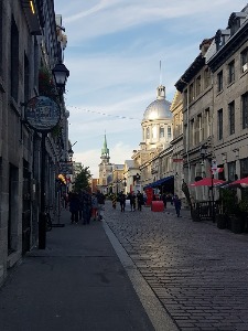 Montreal Canada 1910010